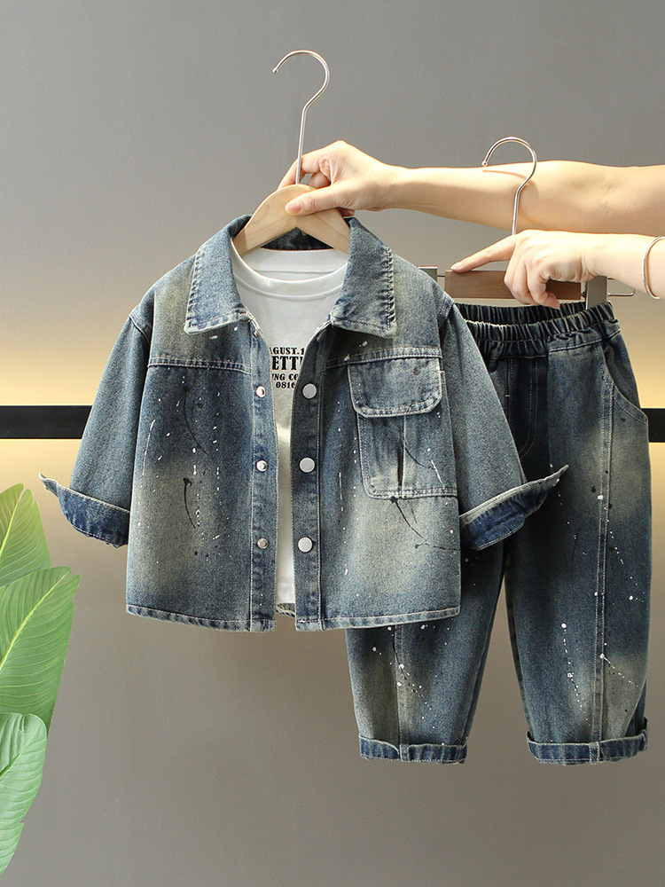 7057 traje de mezclilla para niños primavera y otoño 2025 nueva ropa de bebé de tres piezas de la calle frita y guapa para niños coreanos