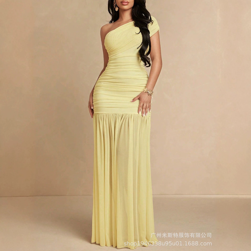 New strapless long yellow dress with open back, European and American style, Amazon, with slit and pleats, cross-border