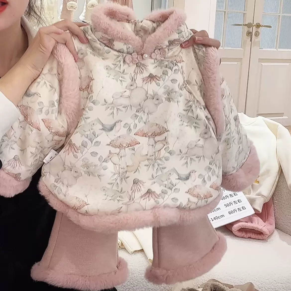 女童套装冬装洋气儿童衣服加绒女宝宝周岁礼服过年拜年汉服两件套