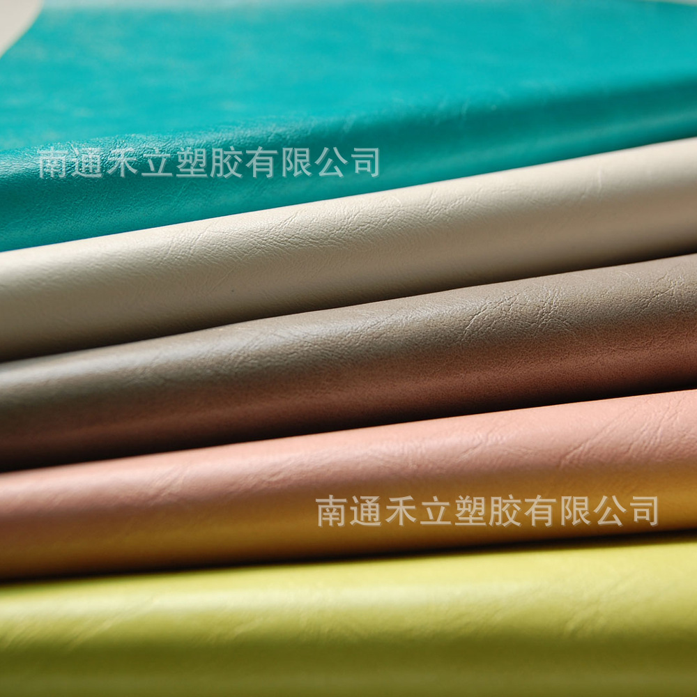 PVC革-箱包革 人造革 手感细腻  耐撕裂