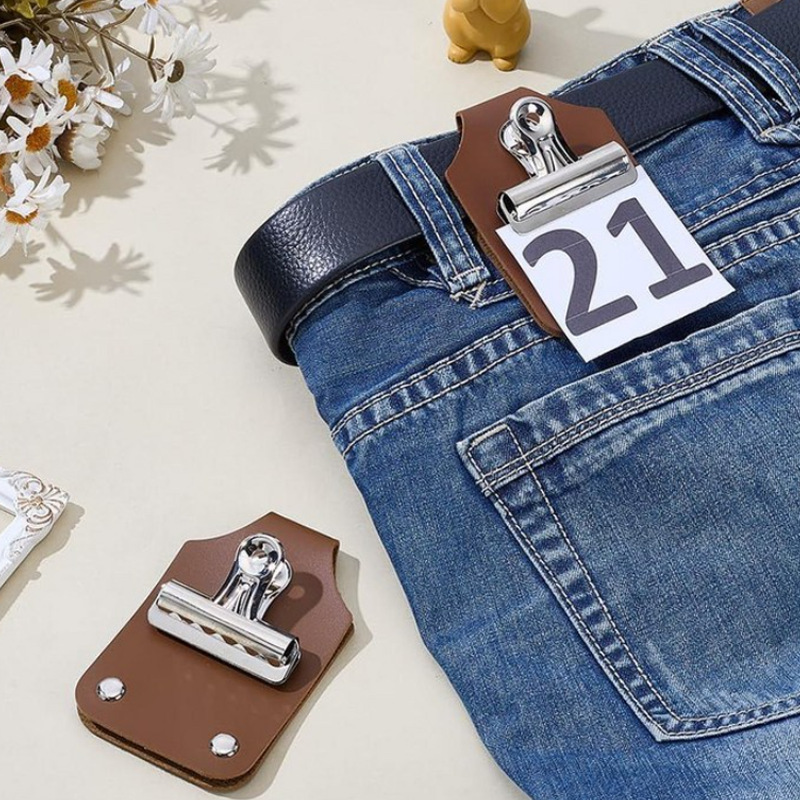 Cross-border spot equestrian competition points book, competition number display stand, portable waist-mounted number display clip