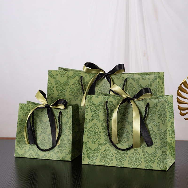 Cross-border Green Mid-autumn Festival Gift Bag Handbag Moon Cake Packaging Bag Companion Gift Bag Accessible Luxury Clothing Bag Wedding Candy Bag