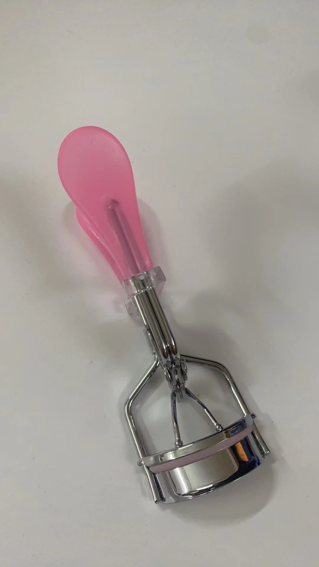 Rizador de pestañas de gran angular muestra gratis rizador de pestañas parcial herramienta de belleza rizador de pestañas portátil rizador de pestañas de belleza al por mayor