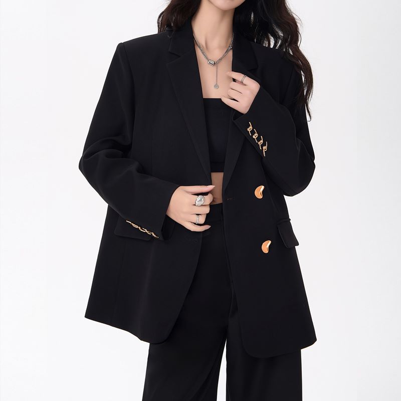 Qadın üçün qara blazer, yazlıq boş model