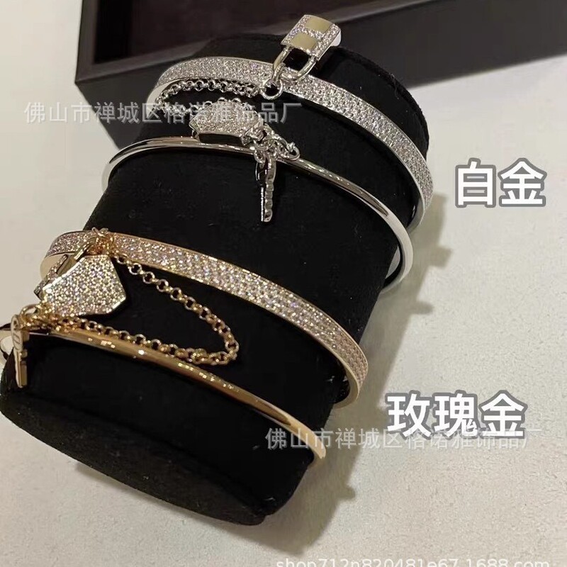 Non-Fading Starry Sky Full Diamond Two-In-One Double-Layer Bracelet Lock Chain Plated 18K Versatile Fashion Open-Ended Bracelet Non-Fading Starry Sky Full Diamond Two-In-One Double-Layer Bracelet Lock Chain Plated 18K Versatile Fashion Open-Ended Bracelet