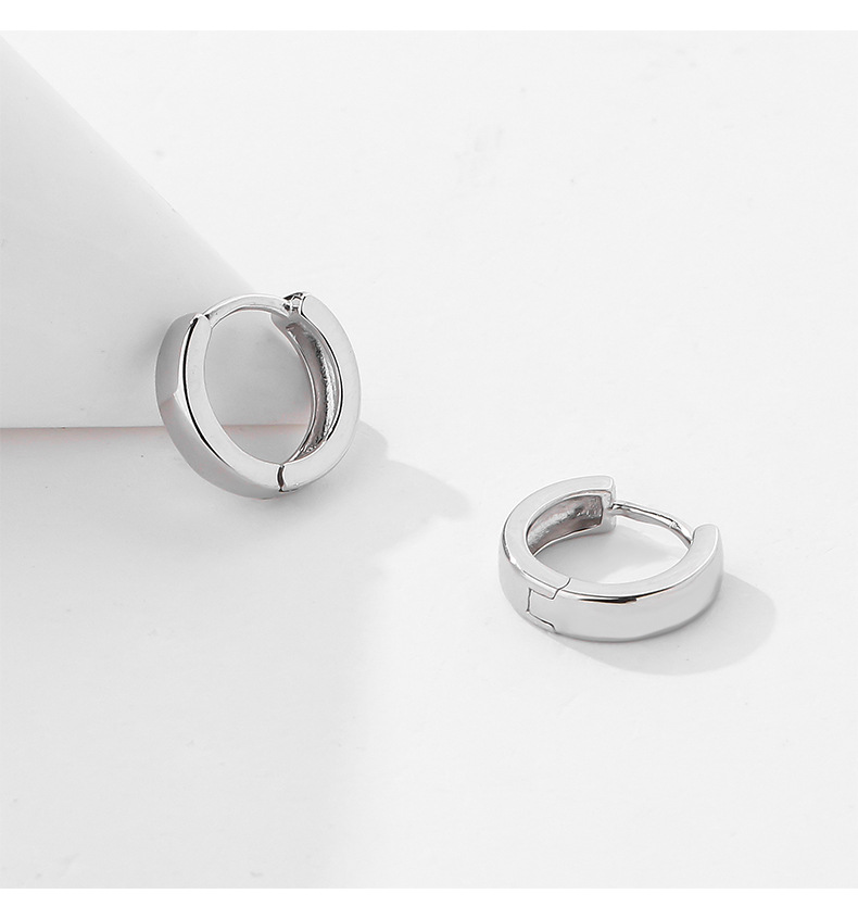 simple S925 sterling silver glossy hoop earrings female wholesale