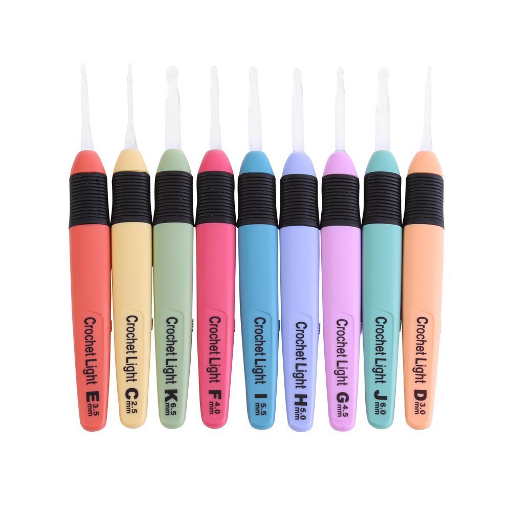 Juego de herramientas de crochet de plástico de color DIY de un solo ganchillo luminoso LED