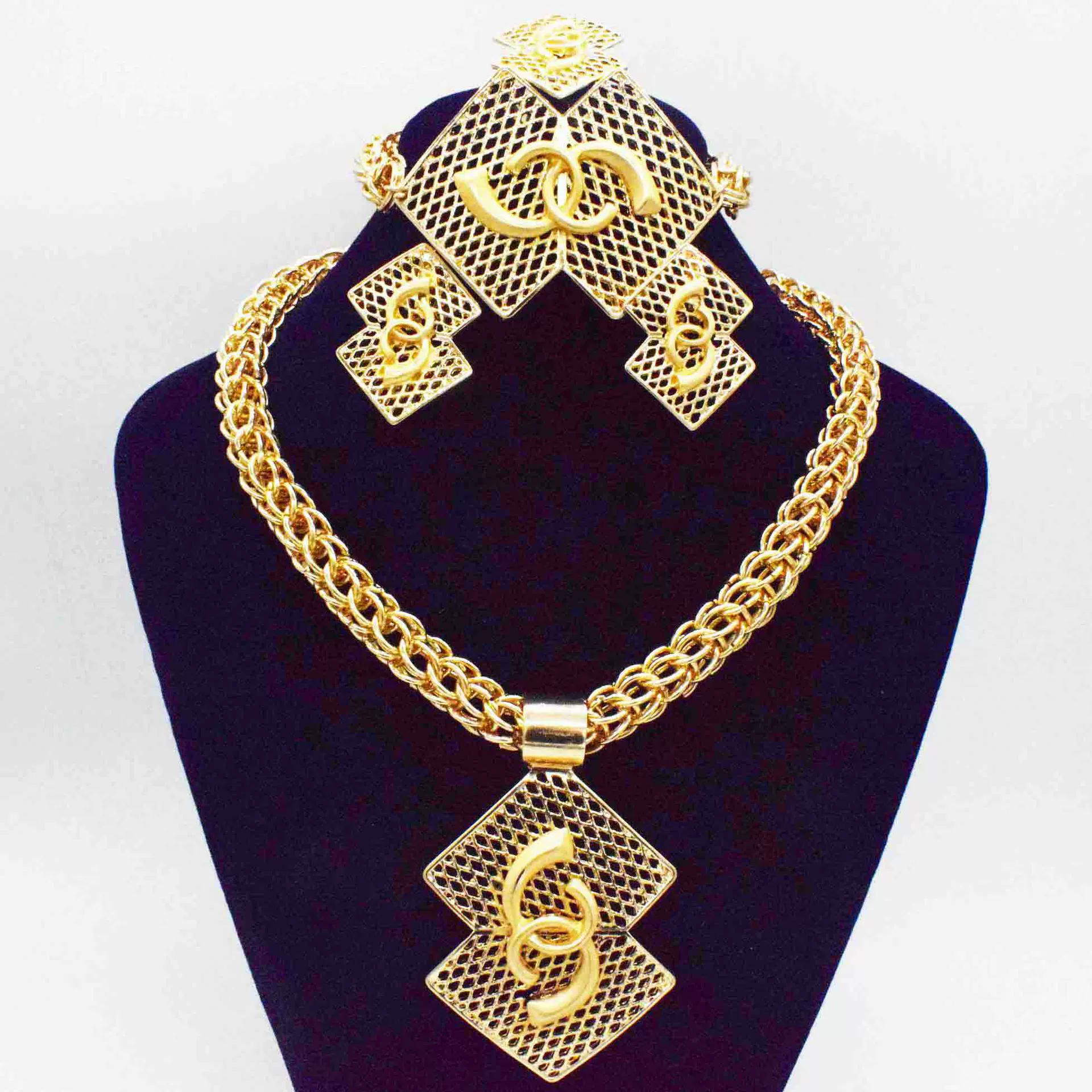 High-end set, necklace for bride, jewelry, European style, 4 piece set, Birthday gift