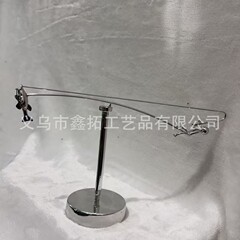 跨境独立站平衡球摇摆滑雪运动不倒桌面摆件学生同学毕业节日老师