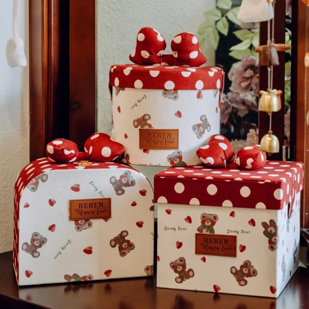 现货/半圆手提喜糖盒童话小熊伴手礼盒宝宝礼盒生日布置游园活动