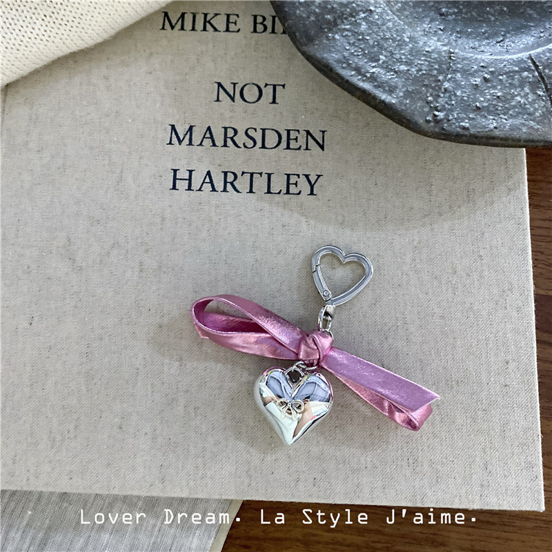 12g Weight Keychain Classification 1 Piece Quantity Holiday, Travel, Daily Occasion Metal Material Heart Shape Pattern Plating Design Elegant, Lady Style 1 Piece Elegant Lady Heart Shape Metal Plating Keychain 12