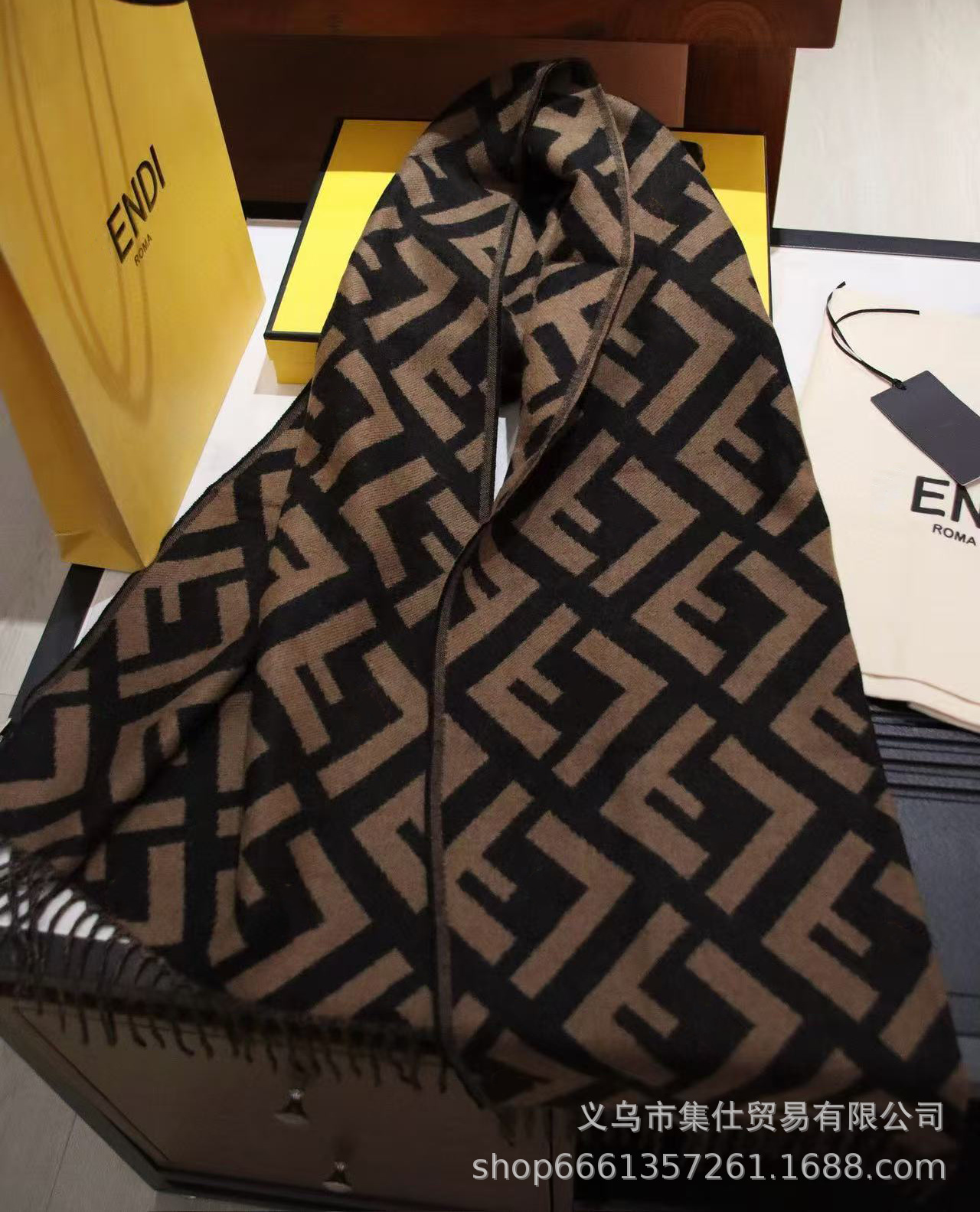 F bufandas de letras mujeres invierno versátil red nuevo engrosado calentamiento imitación chal de cashmere coreano guapo