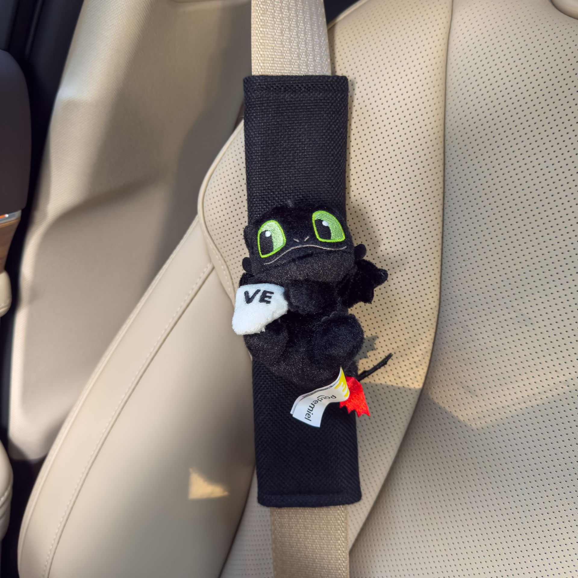 Authentic How to Train Your Dragon Toothless Car Seatbelt Shoulder Pad Car Interior Plush Toy Couple New Car Gift for Women