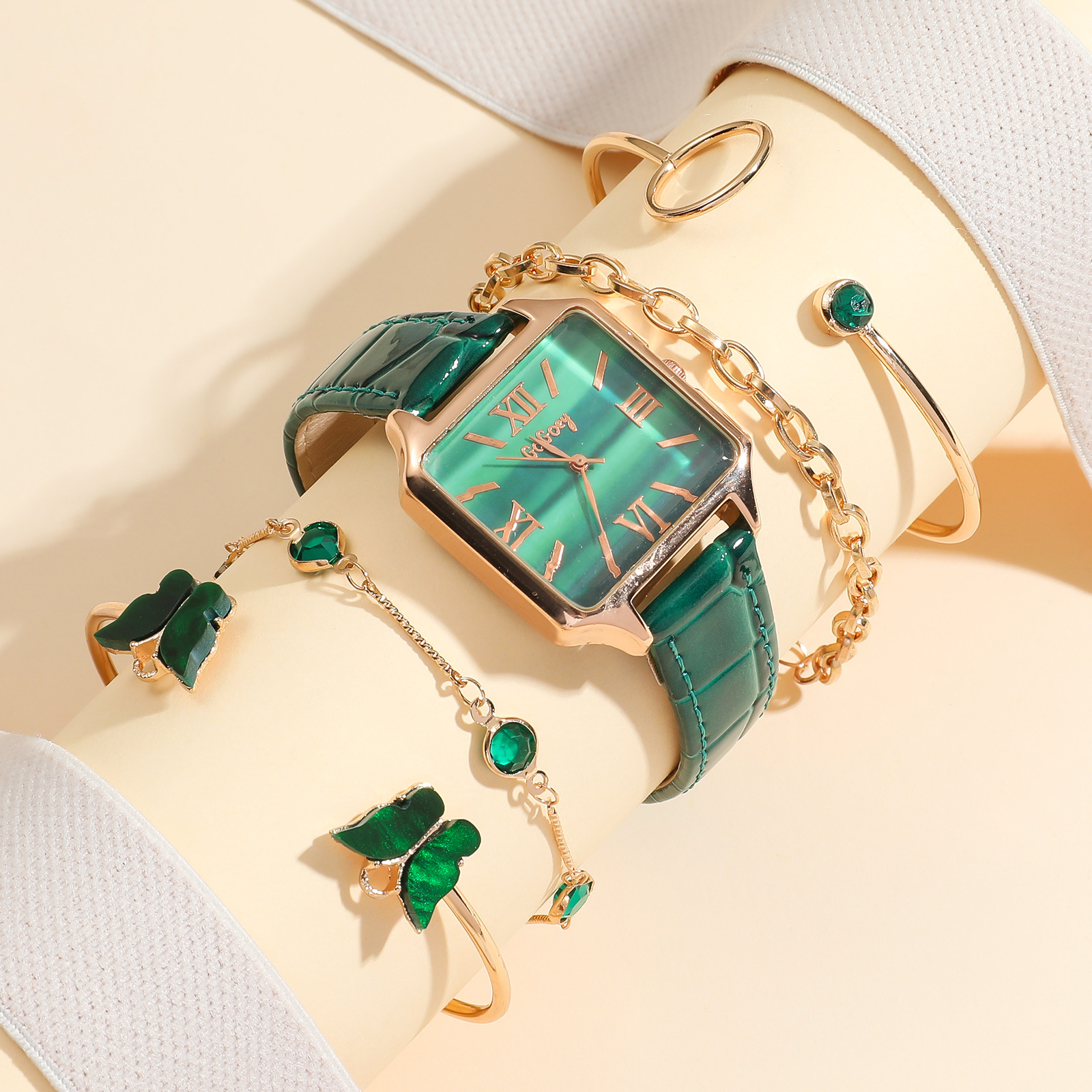 80g Weight Ordinary Glass Mirror Material Alloy Strap Material Watch Classification Pointer Display Type Single Folding Buckle Buckle Style Round Dial Shape Daily Occasion Quartz Movement Square Pattern Women's Gender Vintage Style Style Vintage Style Square Single Folding Buckle Quartz Women's Watches 10