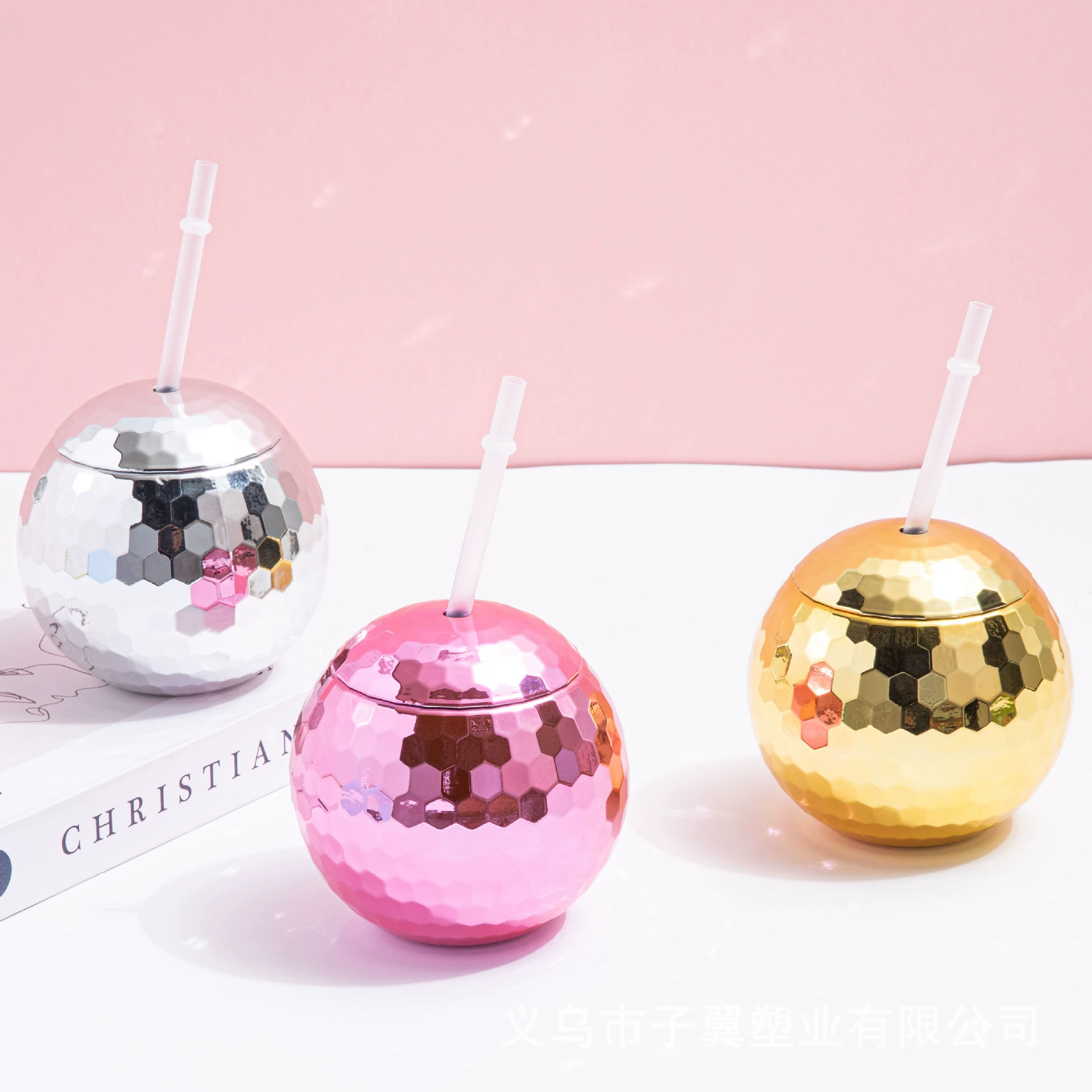 Креативный и простой DISCO мяч питьевая чашка 600ML производитель оптовая оптовая портативная крышка новая пластиковая чашка