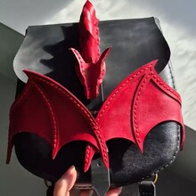 跨境热销 复古棕蓝撞色造型斜挎包 小众设计蓝龙翼饰奇幻风手机包