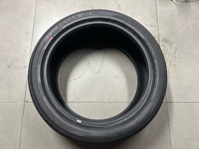 95W V552 Brand – Vehicle tire