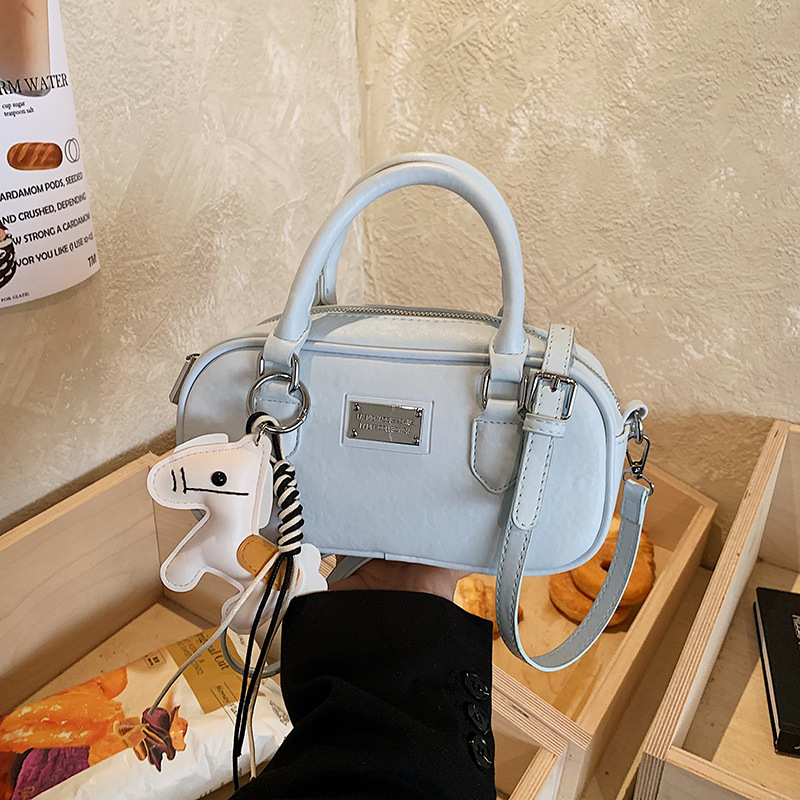 Retro Niche Baguette Bowling Bag For Women, New Simple Versatile Handbag, Single Shoulder Crossbody Boston Bag