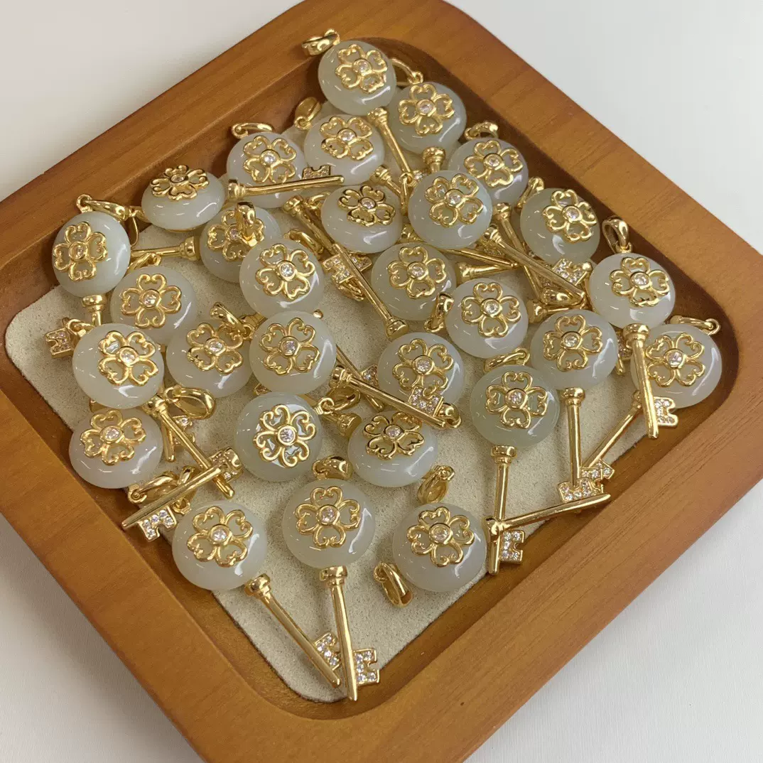 玉海实拍正品天然和田玉玉钥匙吊坠有鉴定书吊坠饰品工厂批发项饰