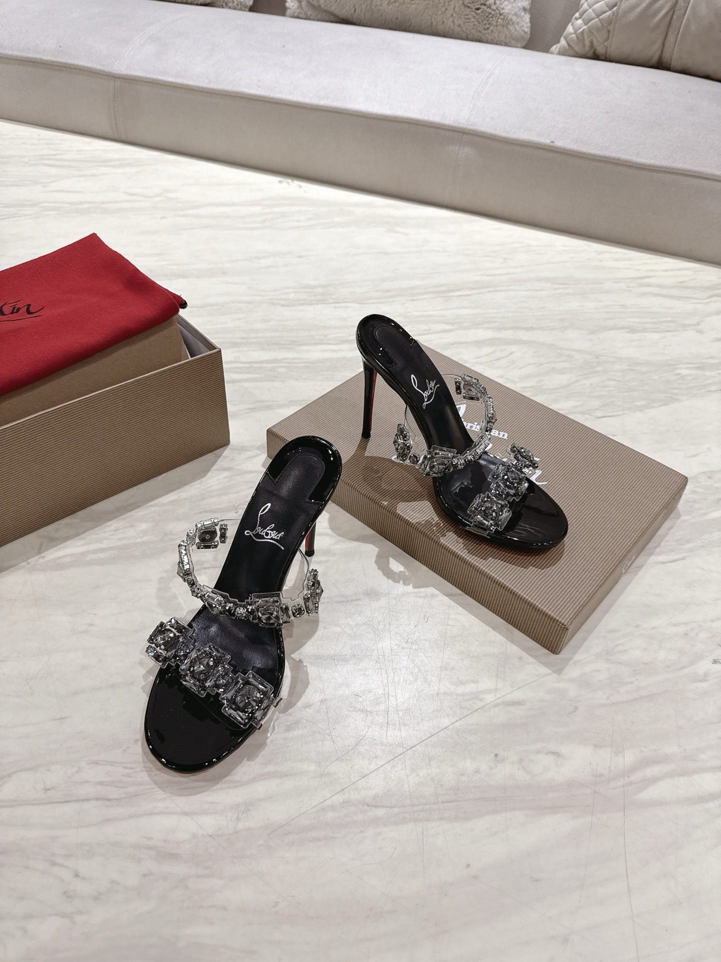 CL zapatos irregulares de tacones altos de diamante sandalias de hadas para usar 2025 nuevas sandalias de boca de pez de verano