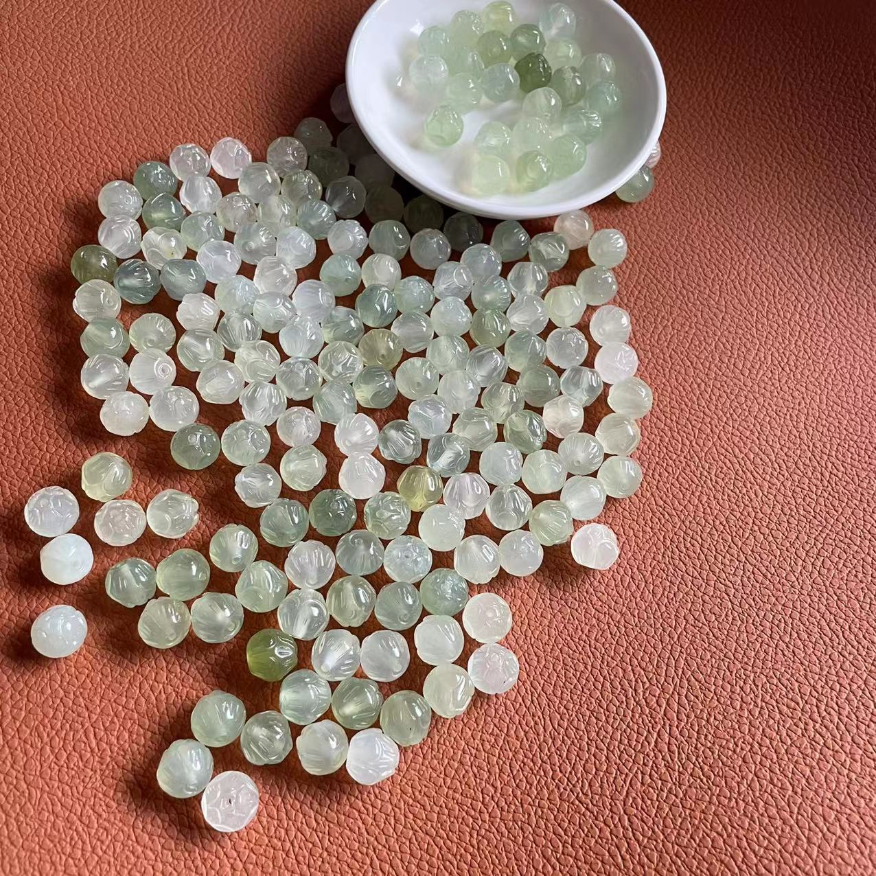 玉石莲花珠子手串