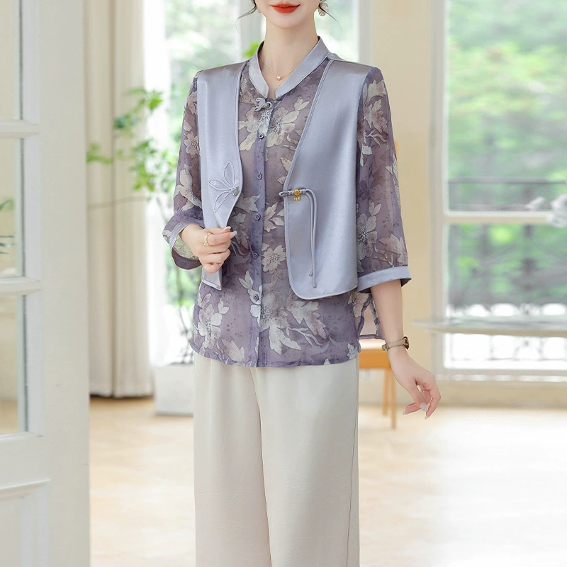 Средние и пожилые мамы 2025 летний новый набор поддельные две рубашки в жилете премиум-класса новый китайский женский топ