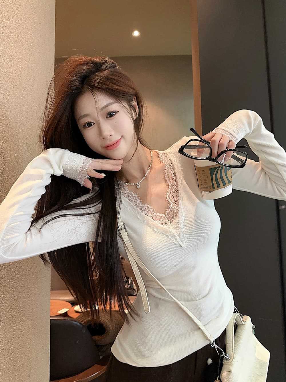 White autumn sexy T-shirt