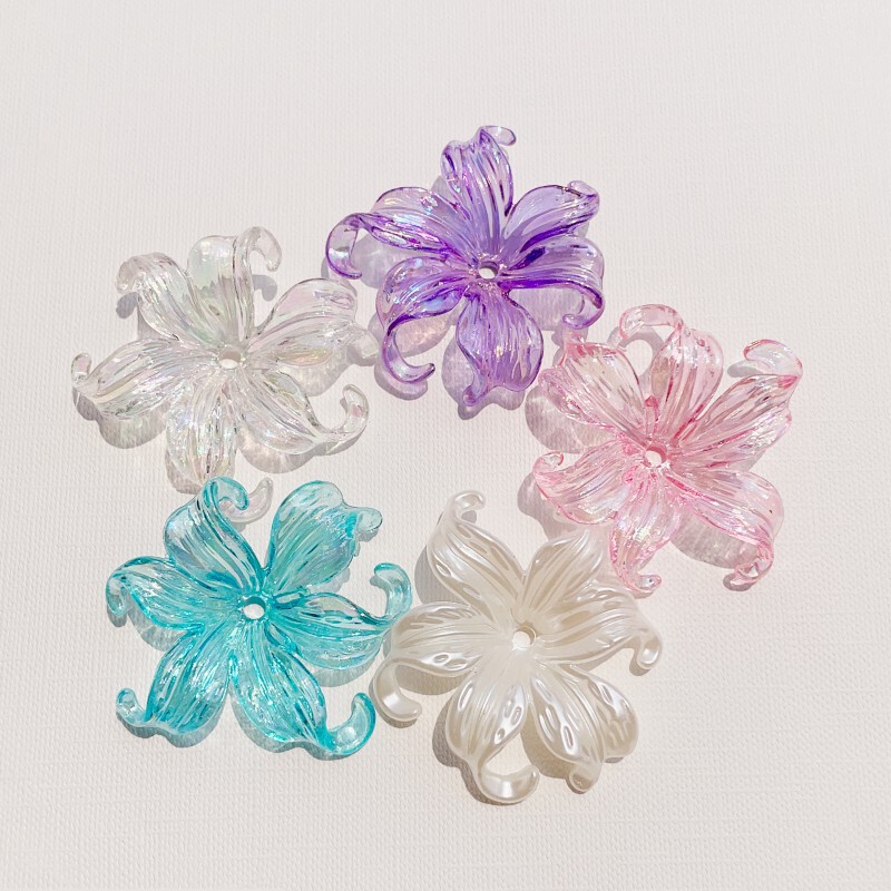 Transparent AB Phoenix Flower Iris Acrylic Medium Hole Large Petal DIY Hole Shoes Hair Accessories Material Transparent AB Phoenix Flower Iris Acrylic Medium Hole Large Petal DIY Hole Shoes Hair Accessories Material