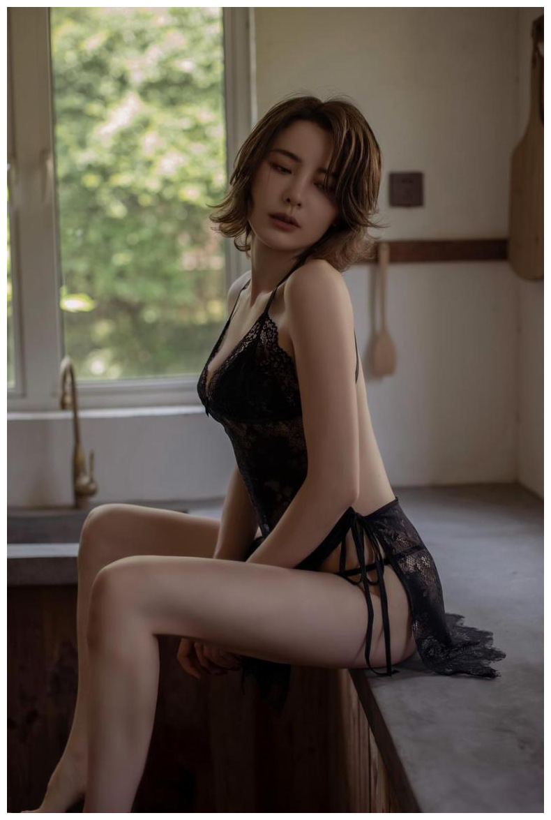 77g Weight Sleeveless Sleeve Length Sexy Lingerie Lingerie Type Nylon, Lace Fabric Type 1 Piece Quantity Halter Neck Neckline Regular Fit Fit Type Solid Color Pattern Summer Season Women's Gender Women's Solid Color Sexy Lingerie 7