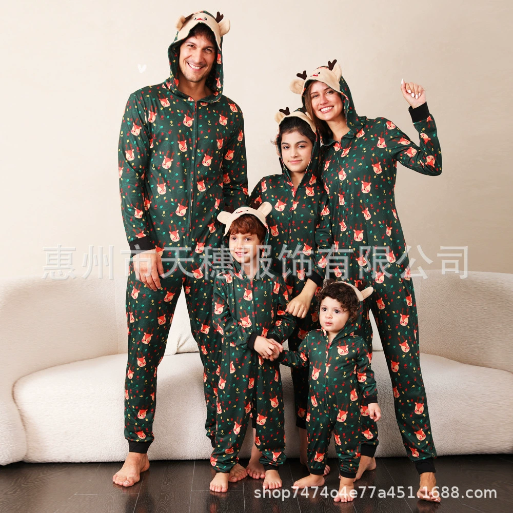 2023 Новая Рождественская семейная одежда Трансграничный костюм Семейный европейский и американский имитация свитера Эффект печати Christmas Pro