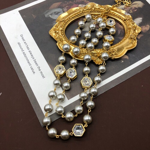 Medieval palace style real gold plated faceted glass pendant necklace sweater chain gray glass pearl long short necklace