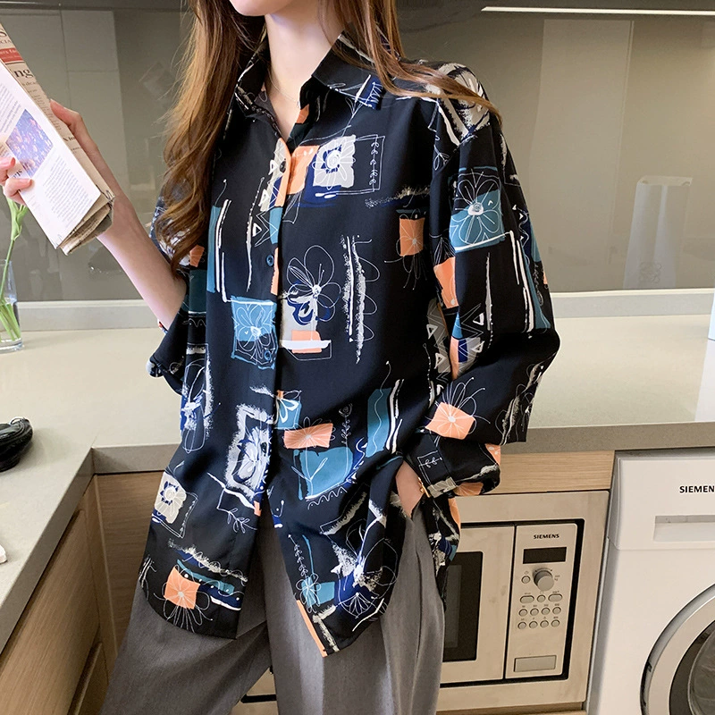 Шифоновая рубашка с длинными рукавами и принтом в гонконгском стиле в стиле ретро, популярный свободный дизайн и ниша в гонконгском стиле.