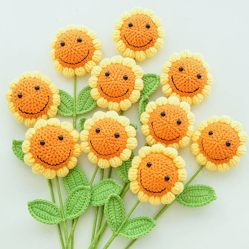 Handcrafted Crocheted Sunflower Bouquet—Finished Product: Knitted Yarn, Lifelike Smiling Sunflowers, Eternal Flower Gift Decorations