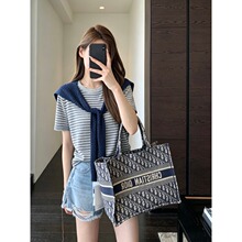�r������ɼ��� �nϵ�p�g�@��ᘿ��l�y����T�����bŮ����
