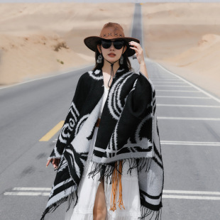 Fashion Versatile Ethnic Style Warm Shawl Comfortable Breathable Scarf Large Cape Outdoor Leisure Photo Travel Cloak
