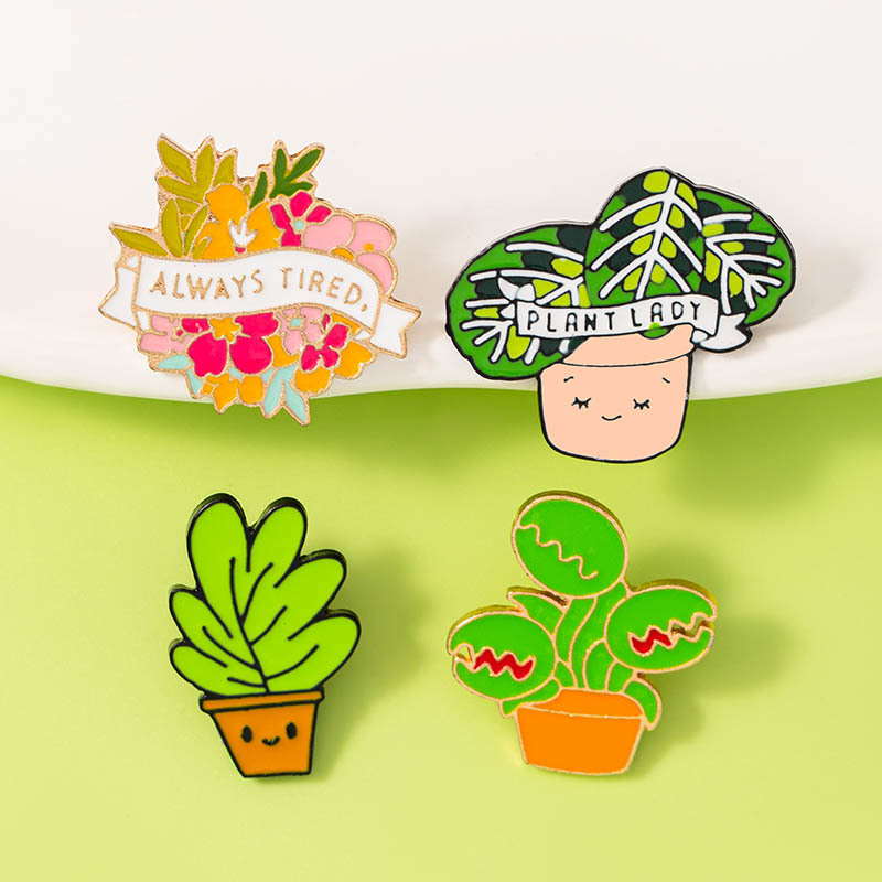 creative cartoon brooch