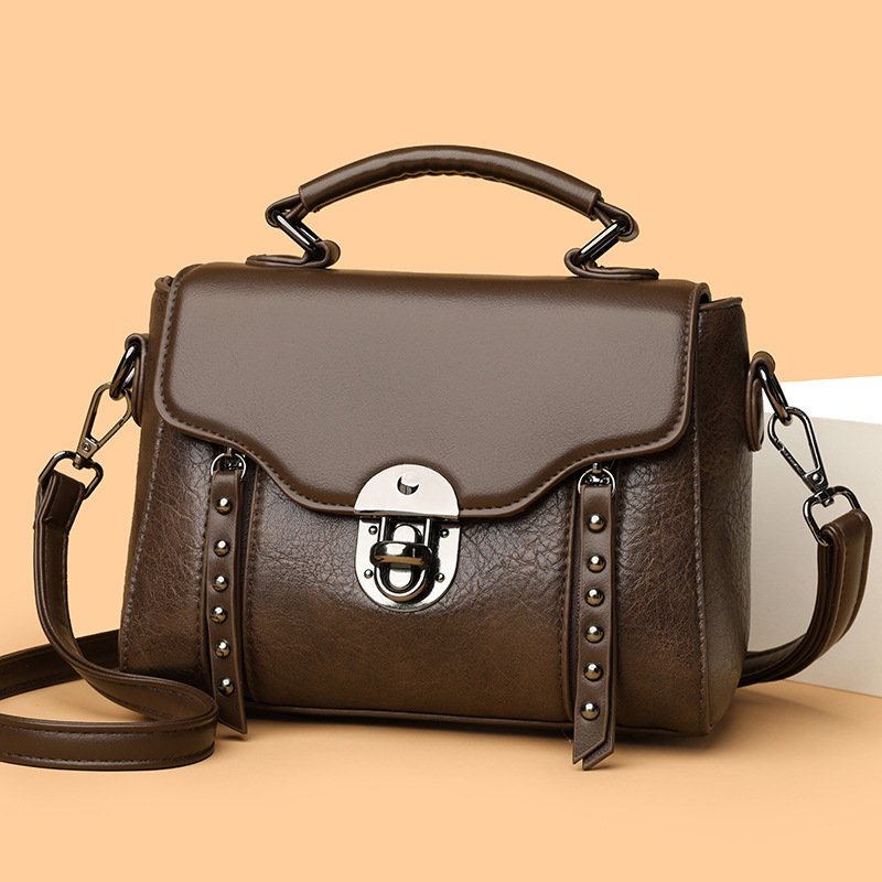 Cross-Border New Style Crossbody Bag for Women 2026 Retro Fashion Handbag Shoulder Bag Versatile Commuter Women's Small Square Bag