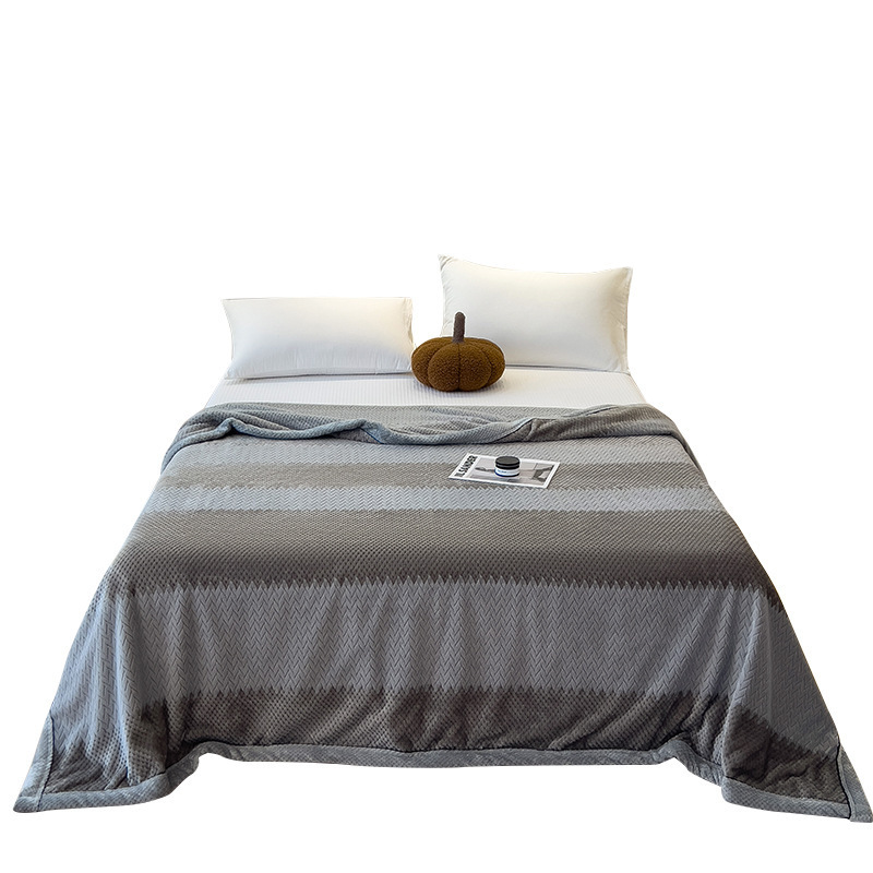 Invierno de leche gruesa manta de lana de coral sábanas de cama pequeña manta de oficina siesta manta de sofá doble