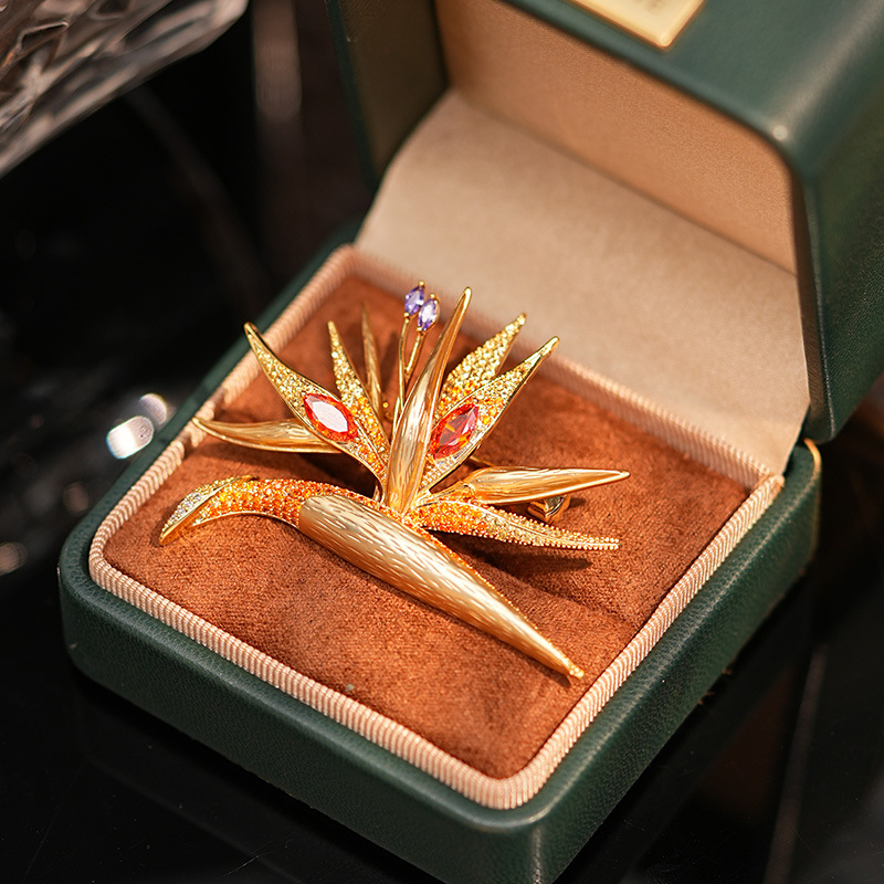 Neue chinesische Paradiesvogel-Blumen-Paradiesvogel-Brosche, Kupfer-Zirkon-Design, Mantel-Brosche_voghion.com