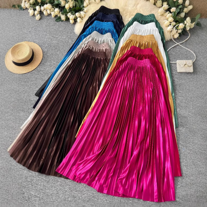 Elastic Pearlescent Pleated Skirt Women's 2025 Early Spring Glossy Bright Color Drape High Waist Slim A-Line Long Skirt