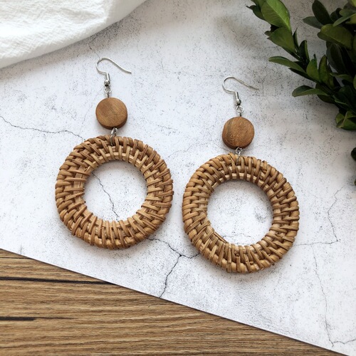 Retro forest grass and rattan woven handmade earrings, bohemian resort style earrings, women's ethnic style summer ear accessories