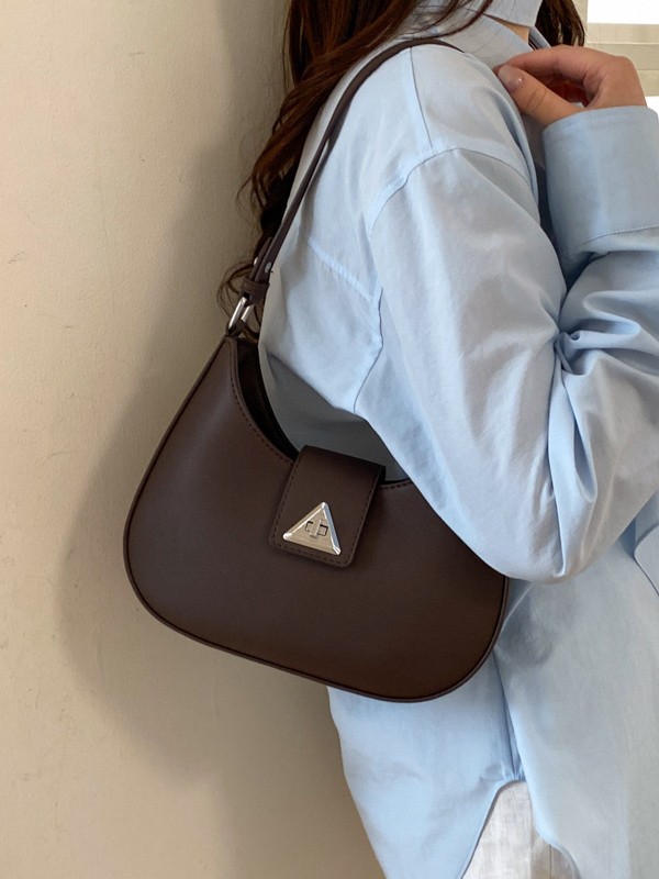 Bolsas para mujeres 2026 nuevo nicho francés de estilo transfronterizo bolsas de media luna alta sensación de lujo ligero viaje al trabajo bolsas de hombro bajo la axila image 4