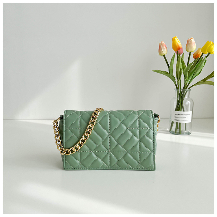 SAC CHIC: AS_07125
