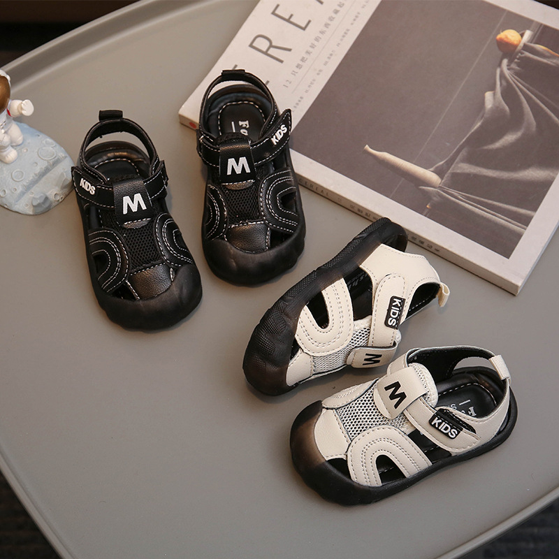 Children's sandals