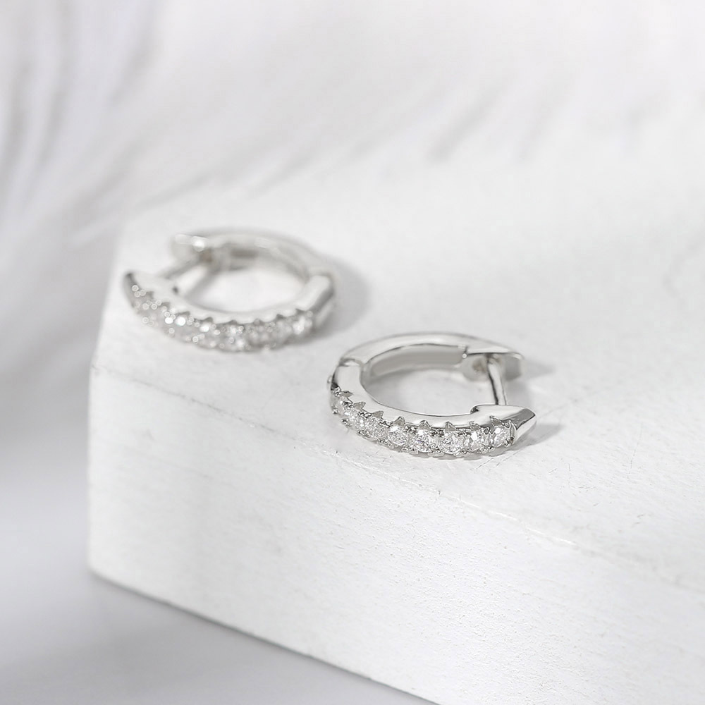 1 Pair Quantity Daily Occasion Copper Material 1 Pair Simple Style Circle Inlay Copper Zircon Hoop Earrings