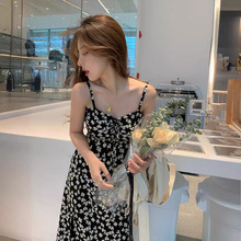 高开叉气质吊带连衣裙女春夏设计感法式收腰显瘦法式黑色碎花裙子