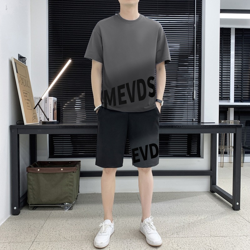 Verano hombre casual juego deportivo marca de tendencia grande suelto impresión de alta calidad juego de color gradiente