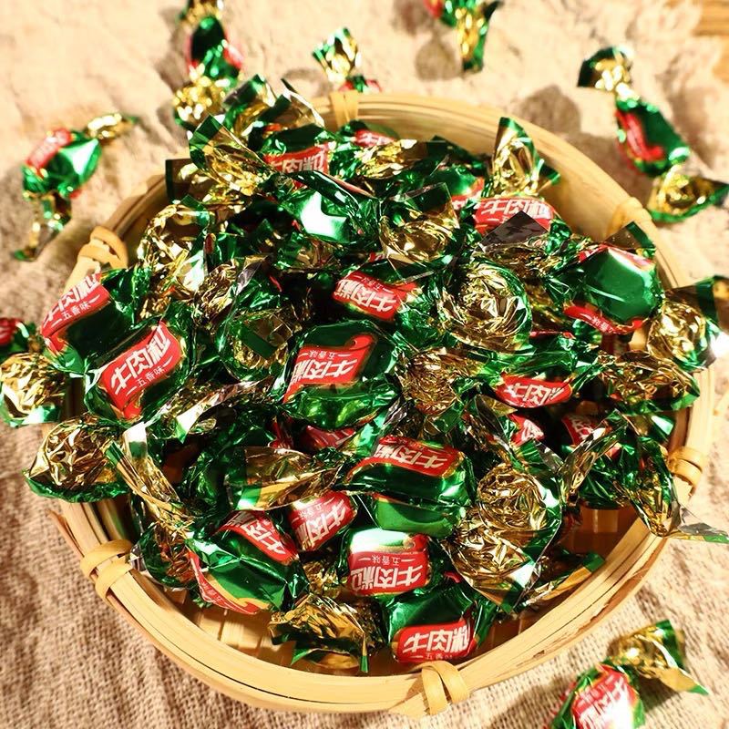 牛肉粒四川特产麻辣五香厂家批发休闲零食黄牛肉川味四川超市供货