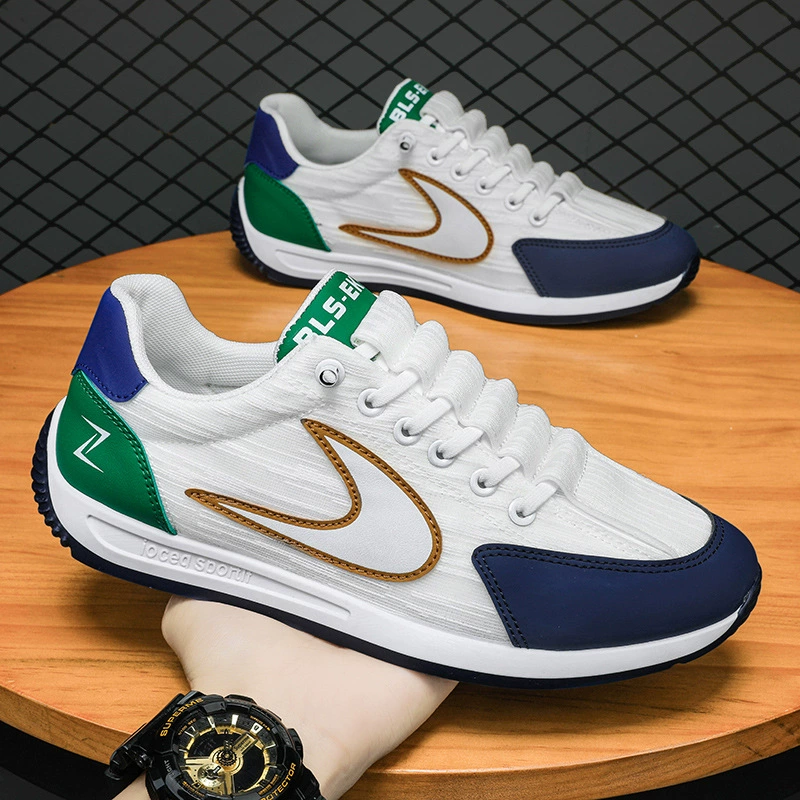 Мужская обувь 2025 новая корейская версия весны и лета дышащая маленькая белая обувь легкая мягкая обувь для бега спортивная повседневная обувь