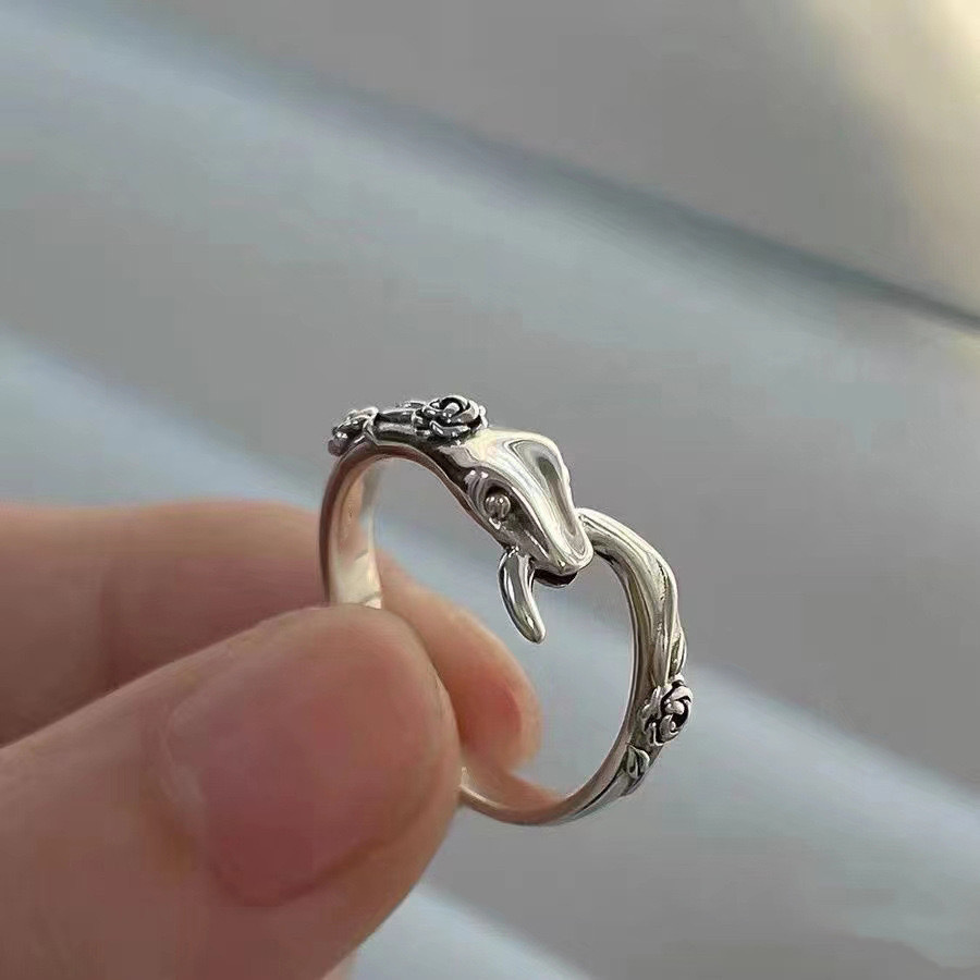 Single ring of chewing snake